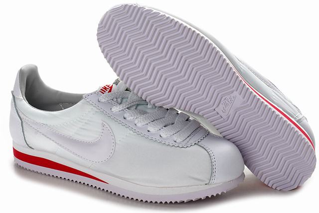 nike cortez blanche,soldes chaussures running,nike cortez pas cher