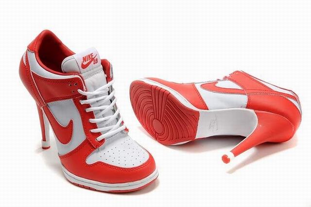 nike talons haut,nike heels pas cher,nike talon dunk