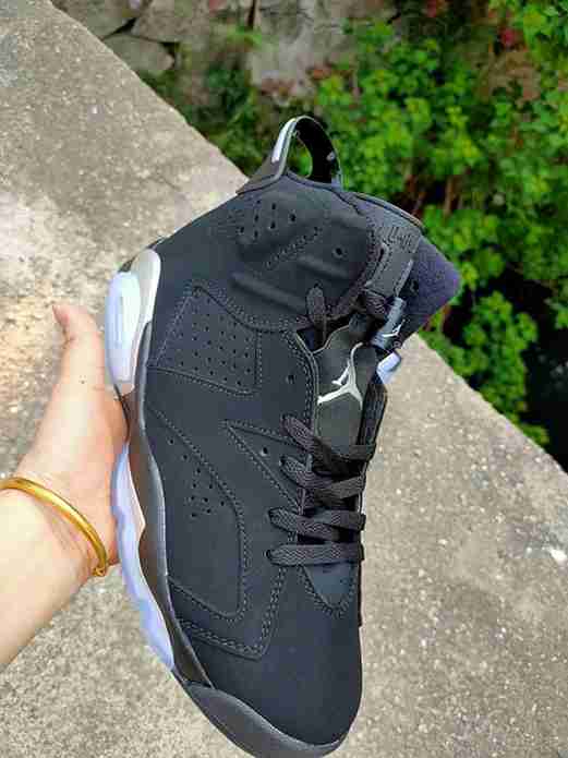 nouvelle air jordan 7 femme taille grand ou petit