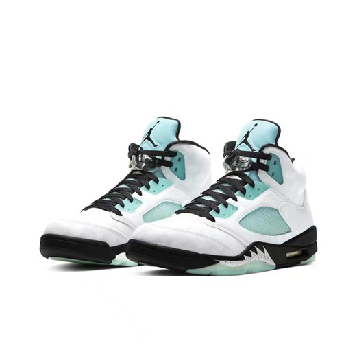 nouvelle air jordan ice blue