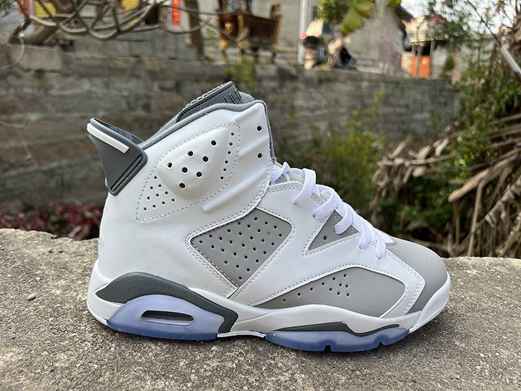 nouvelle air jordan taille 35 pas cher