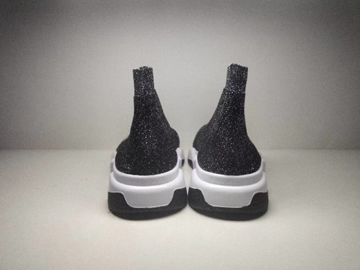 nouvelle balenciaga enfant chaussure quelle taille choisir,chaussures balenciaga enfant noir et blanc