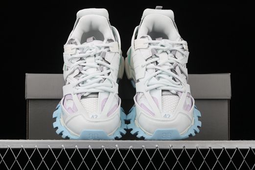 nouvelle balenciaga triple s authenticity check