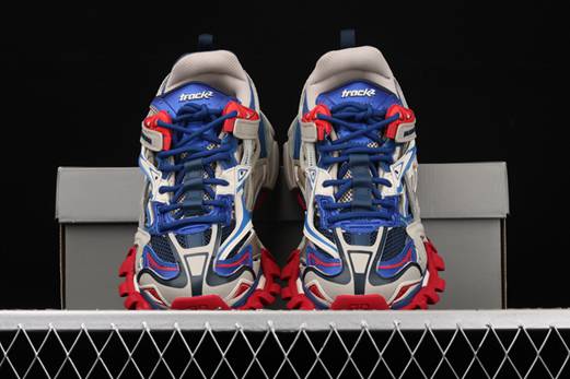 nouvelle balenciaga triple s jaki rozmiar