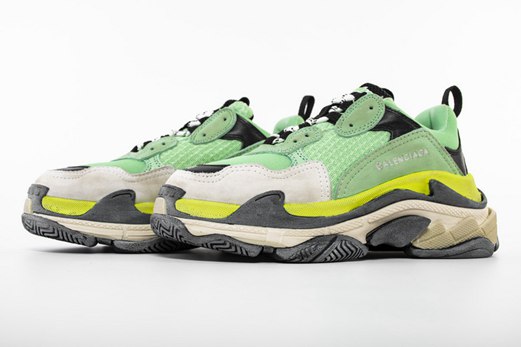 nouvelle balenciaga triple s real vs france