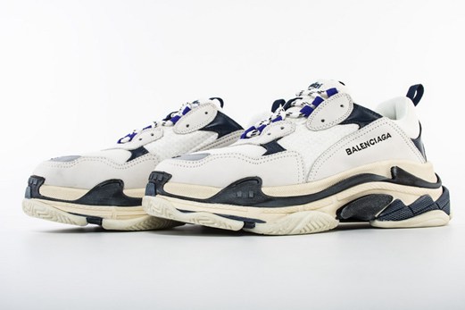 nouvelle balenciaga triple s white black red