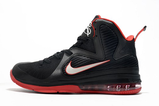 nouvelle basket lebron 19 kobe