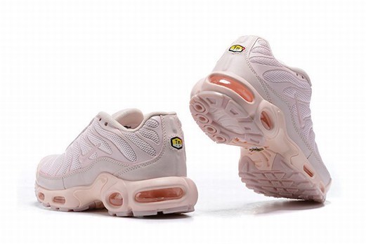 nouvelle basket nike tn femme kickstarter,nike air max tn terrascape plus noir et blanc