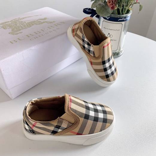 nouvelle baskets burberry enfant,chaussure bebe burberry,chaussures burberry enfant homme