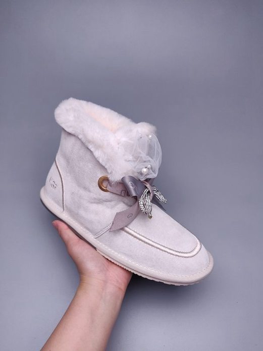 nouvelle botte ugg femme galerie lafayette,ugg fluff yeah femme