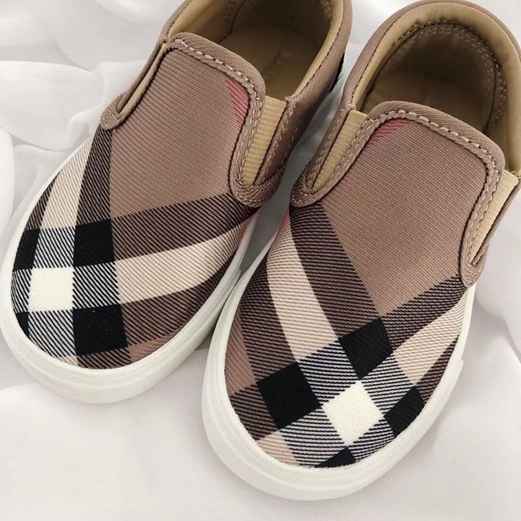 nouvelle chausson burberry bebe,chaussures burberry enfant doccasion,chaussures burberry enfant intersport