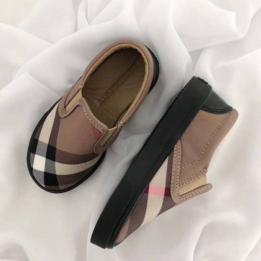 nouvelle chaussure burberry bebe,chaussures burberry enfant dore,chaussures burberry enfant jaune