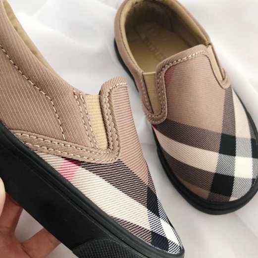 nouvelle chaussure burberry bleu,chaussures burberry enfant en cuir,chaussures burberry enfant jd