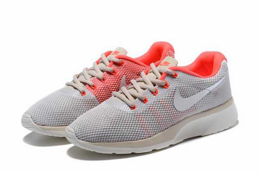 nouvelle chaussures basket nike femme nike tanjun