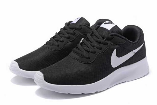 nouvelle chaussures chaussure nike tanjun femme