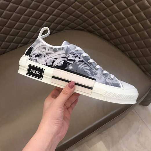 nouvelle chaussures dior homme travis scott