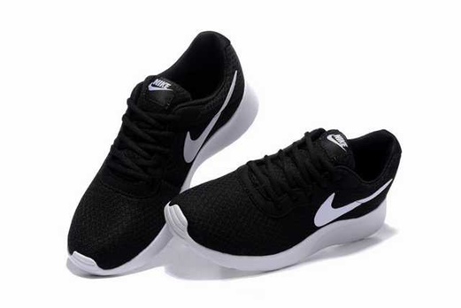 nouvelle chaussures nike tanjun femme enceinte