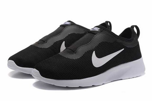 nouvelle chaussures nike tanjun femme kickstarter