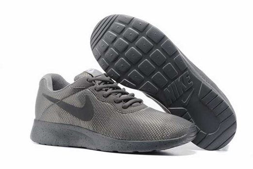 nouvelle chaussures nike tanjun femme taille 38