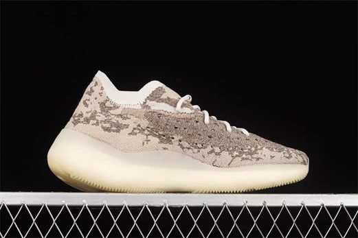 nouvelle does yeezy boost 350 run small