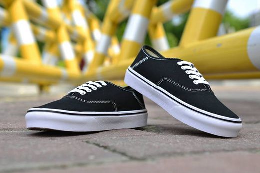 nouvelle les chaussures vans taille grand ou petit