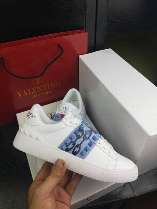 nouvelle location chaussures valentino