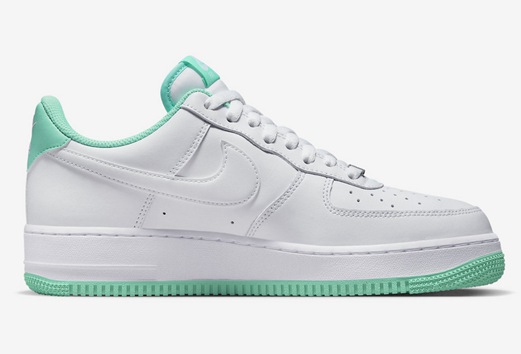 nouvelle nike air force 1 fontanka summit white hyper pink