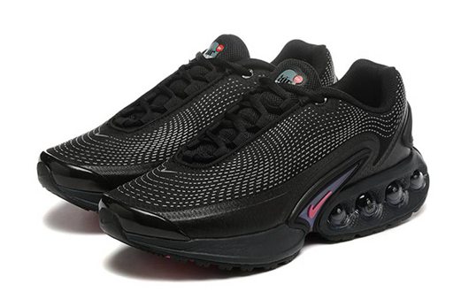 nouvelle nike air max tailwind triple black