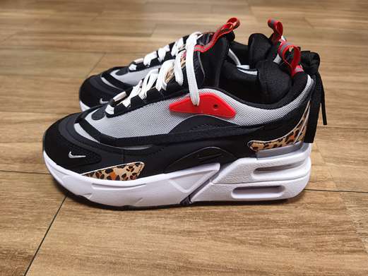 nouvelle nike air max tw junior