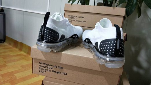 nouvelle nike air vapormax femme noir et blanc