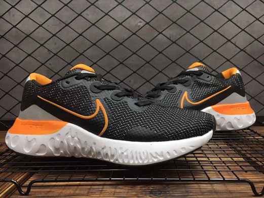 nouvelle nike renew run 2 black