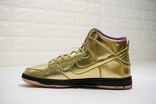 nouvelle supreme x nike sb dunk low rammellzee