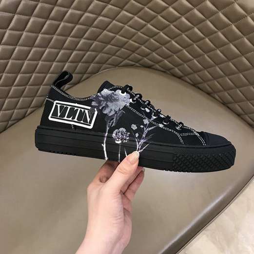 nouvelle valentino femme chaussure homme noir