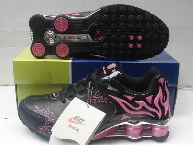 shox rivalry noir et rose,nike shox r4 pas cher,shox r4 torch femme